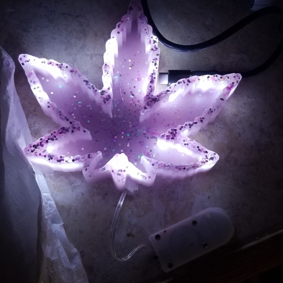 💥LED ASHTRAY💥 - Picture 2 of 7